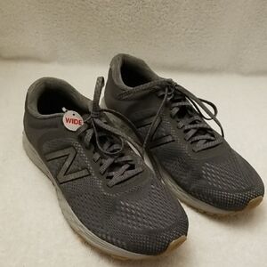 New Balance 11.5 WIDE Men's Athletic Shoes
